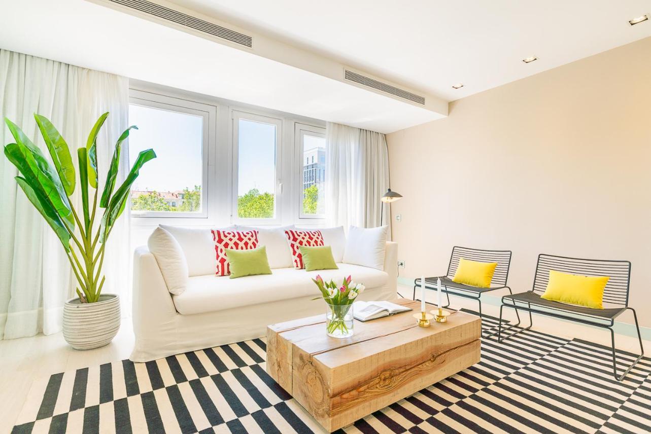Homeclub Luminoso Centro Colon Xxvi Appartement
